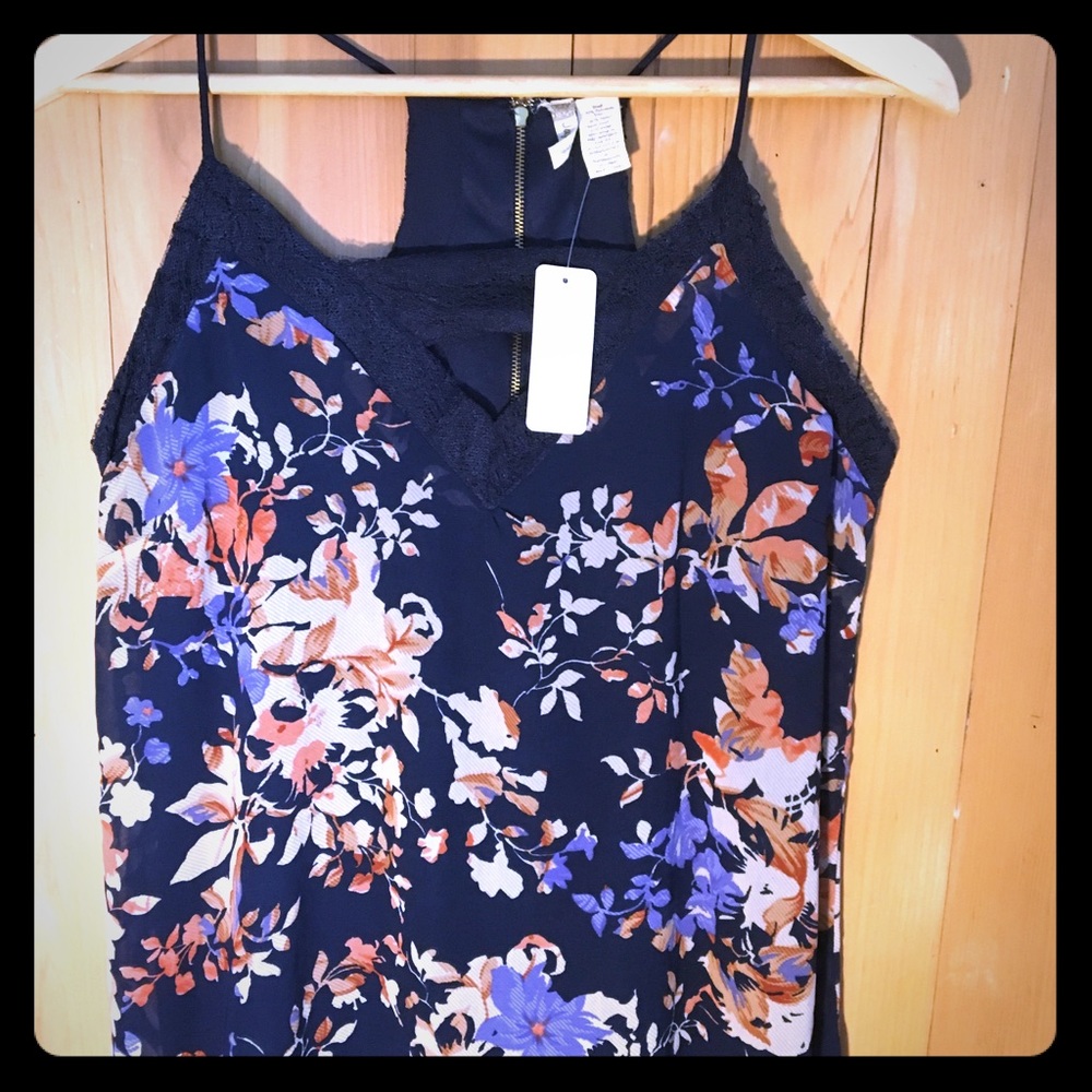 NEW Japna floral top